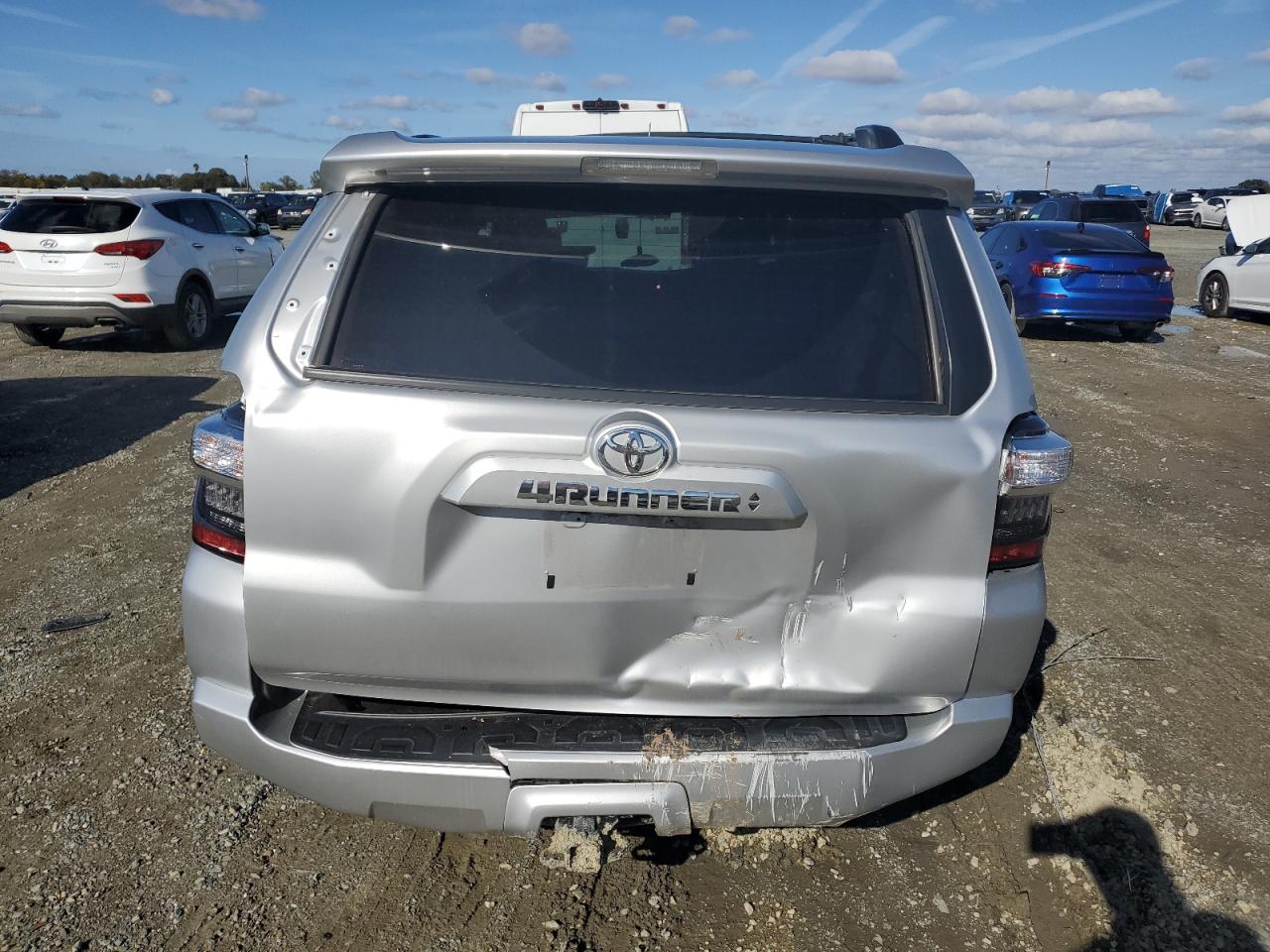 TOYOTA 4RUNNER SR5/SR5 PREMIUM