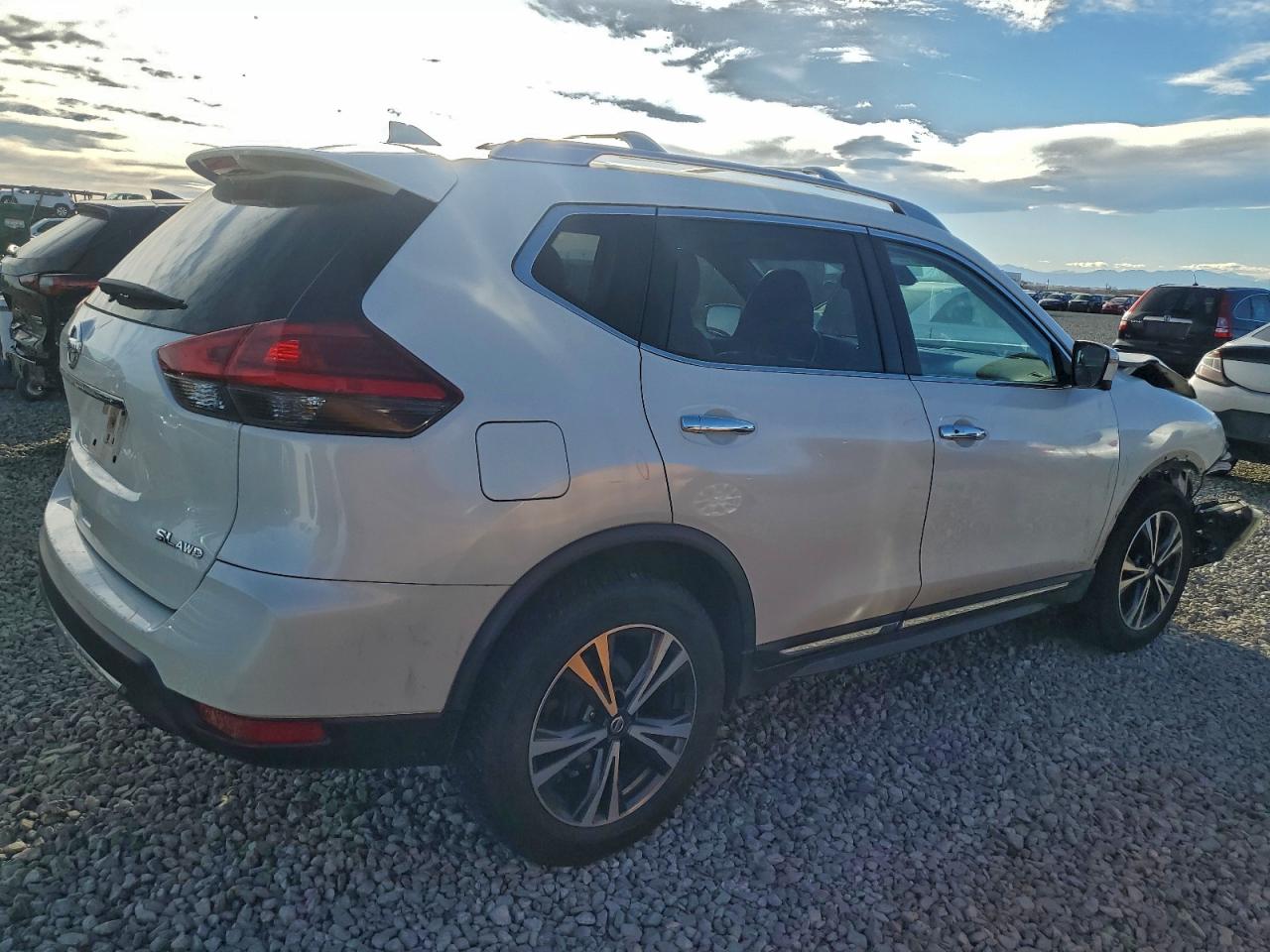 NISSAN ROGUE S