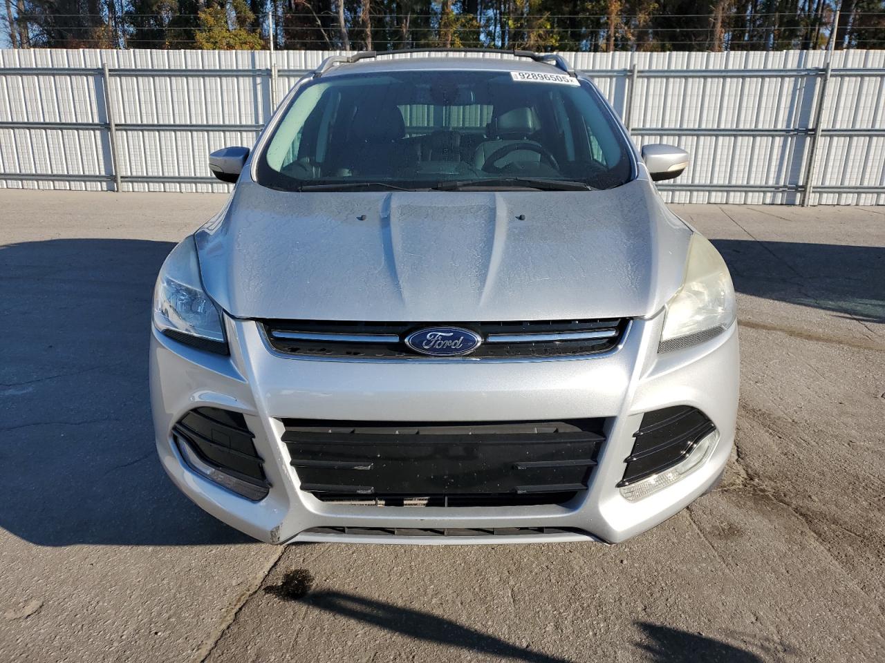 FORD ESCAPE TITANIUM