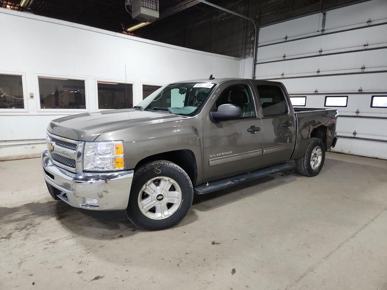 CHEVROLET SILVERADO K1500 LT