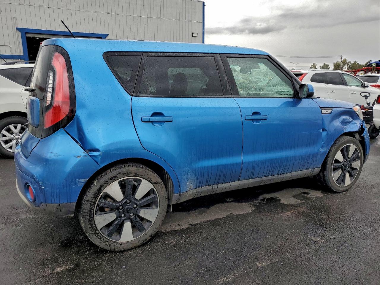 KIA SOUL +