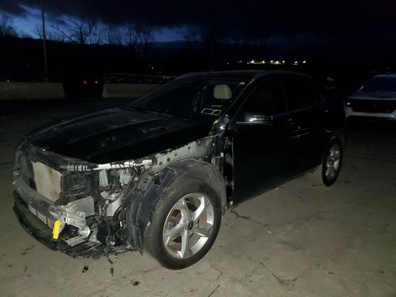 MERCEDES-BENZ GLA-CLASS 250 4MATIC