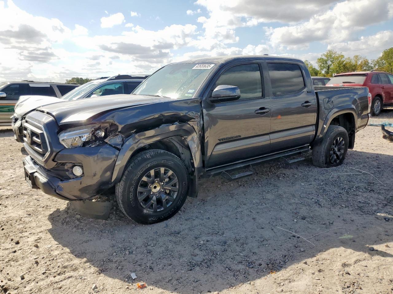 TOYOTA TACOMA DOUBLE CAB