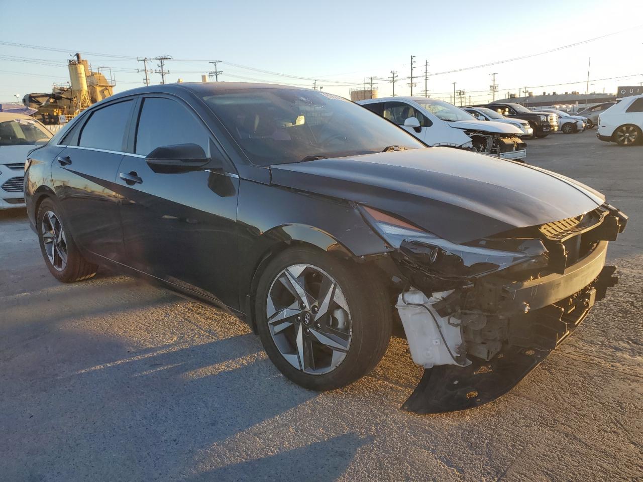 HYUNDAI ELANTRA LIMITED