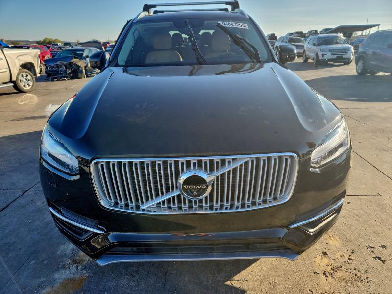2016 VOLVO XC90 T6 #3304659929