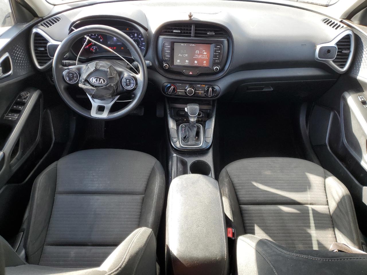 KIA SOUL LX