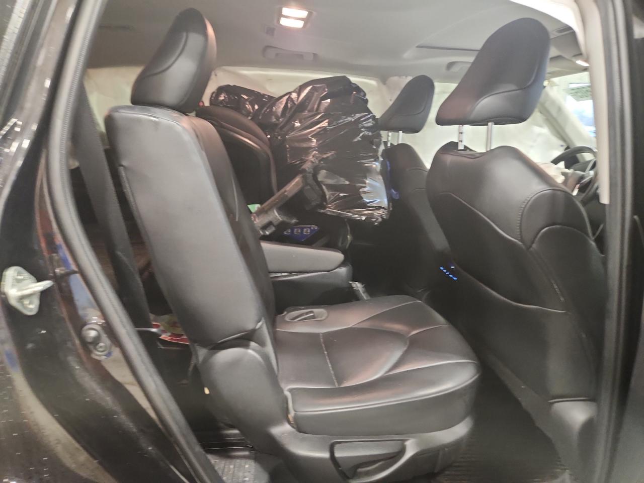 TOYOTA HIGHLANDER XLE