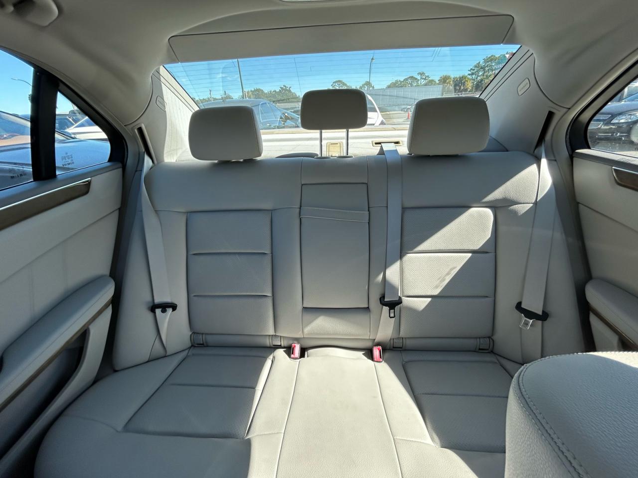 MERCEDES-BENZ E-CLASS 350