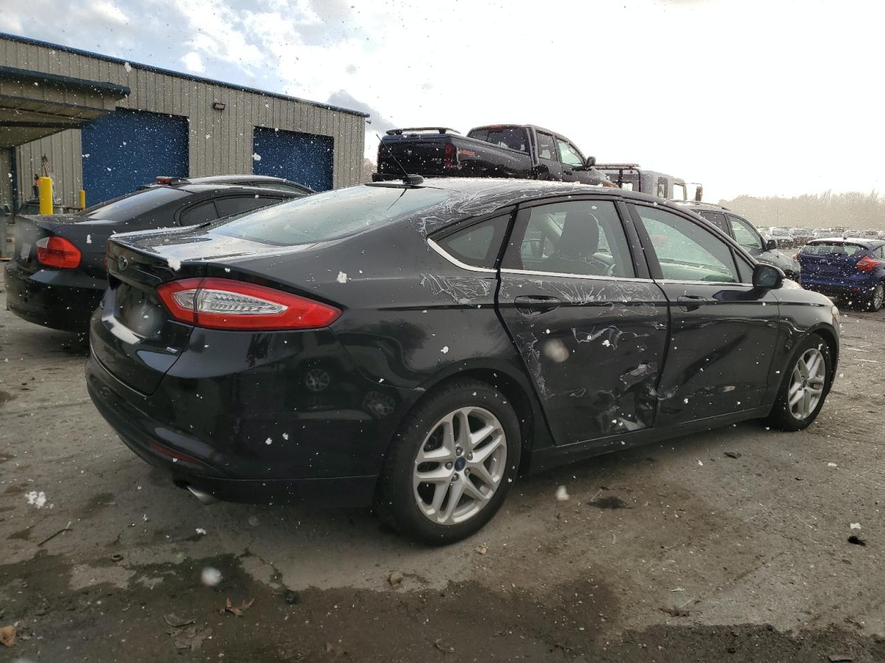FORD FUSION SE