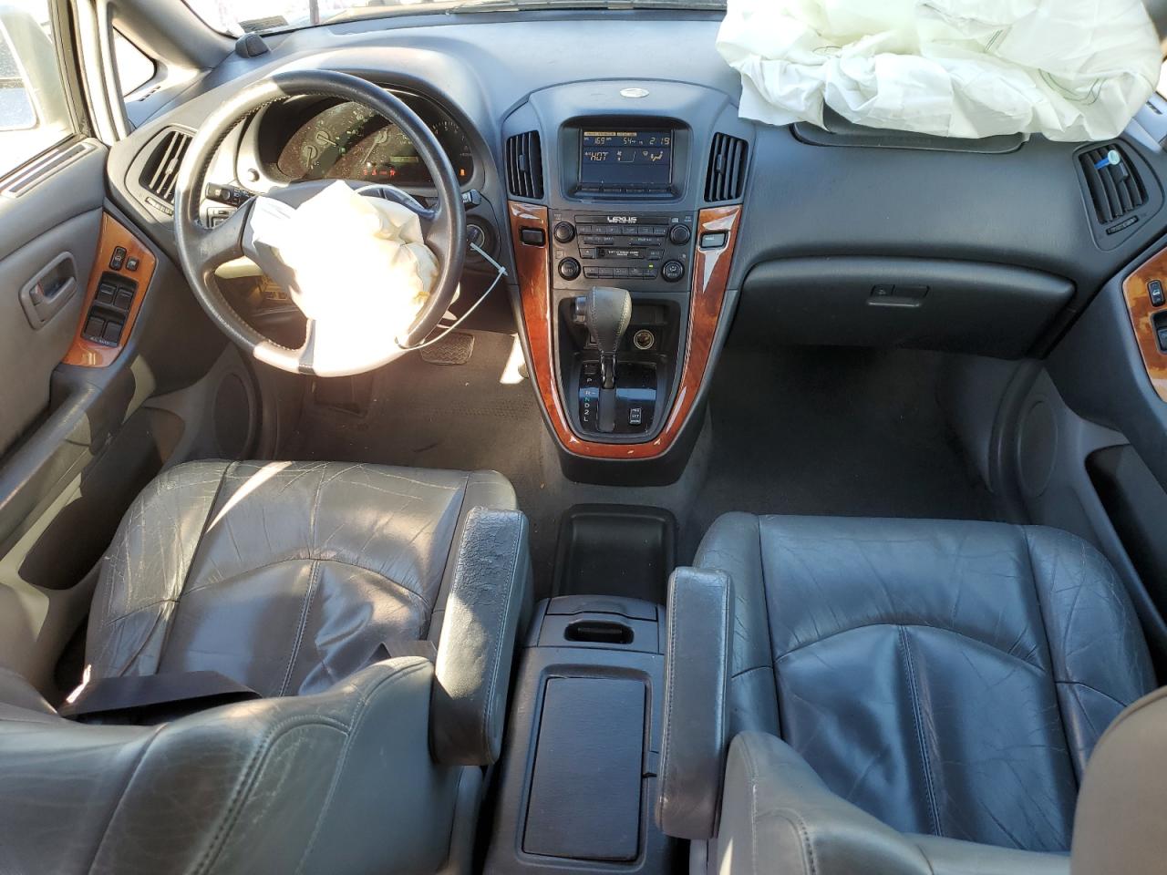 Lot #3301847420 2000 LEXUS RX 300