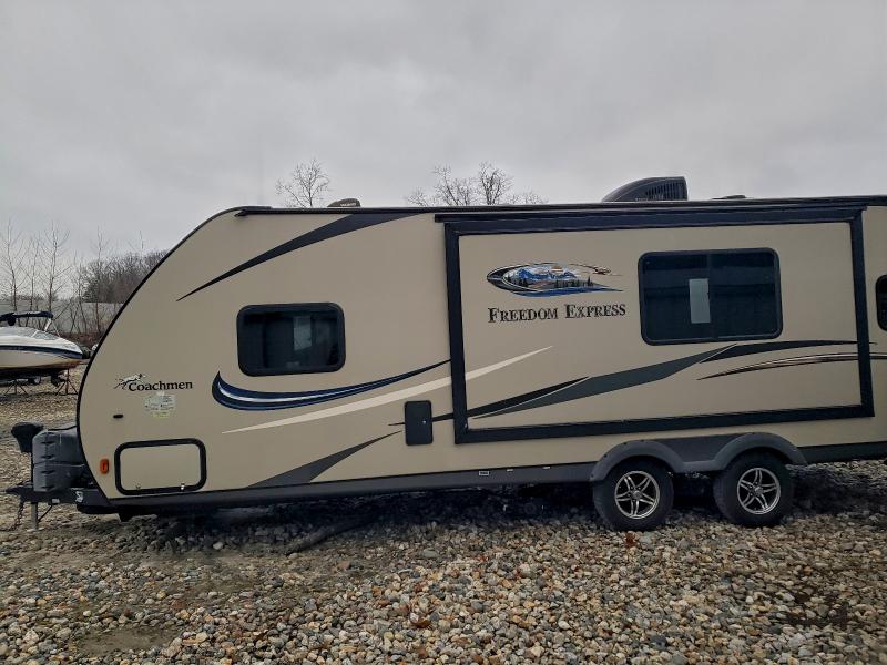 2016 WILDWOOD FREEDOM #3301682635