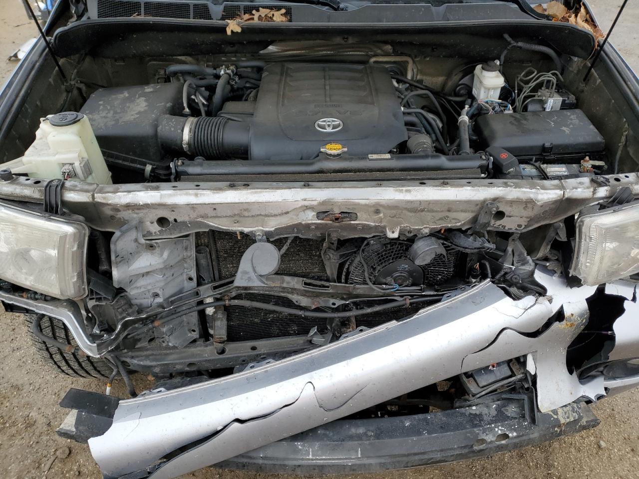 TOYOTA SEQUOIA PLATINUM