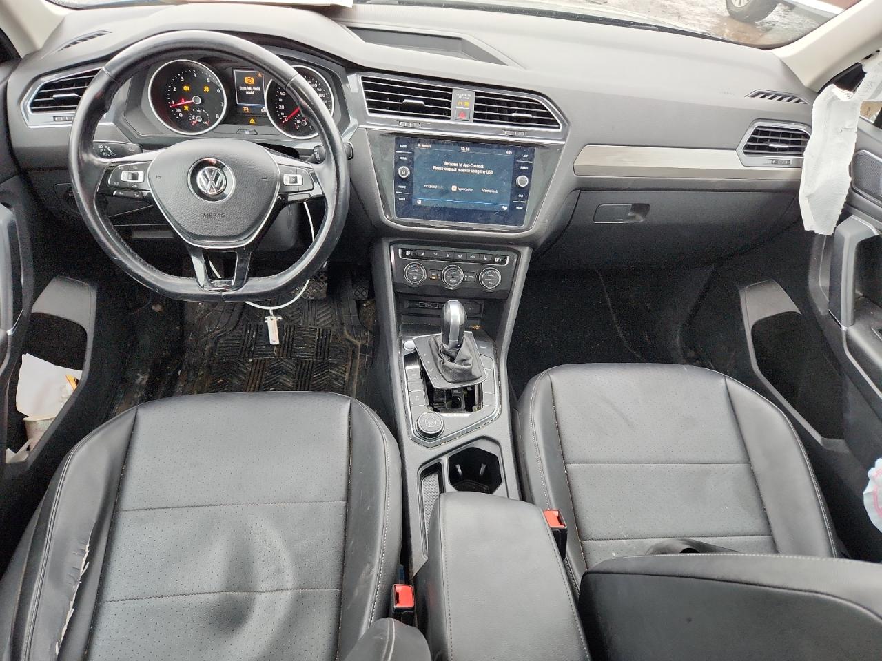 VOLKSWAGEN TIGUAN SE