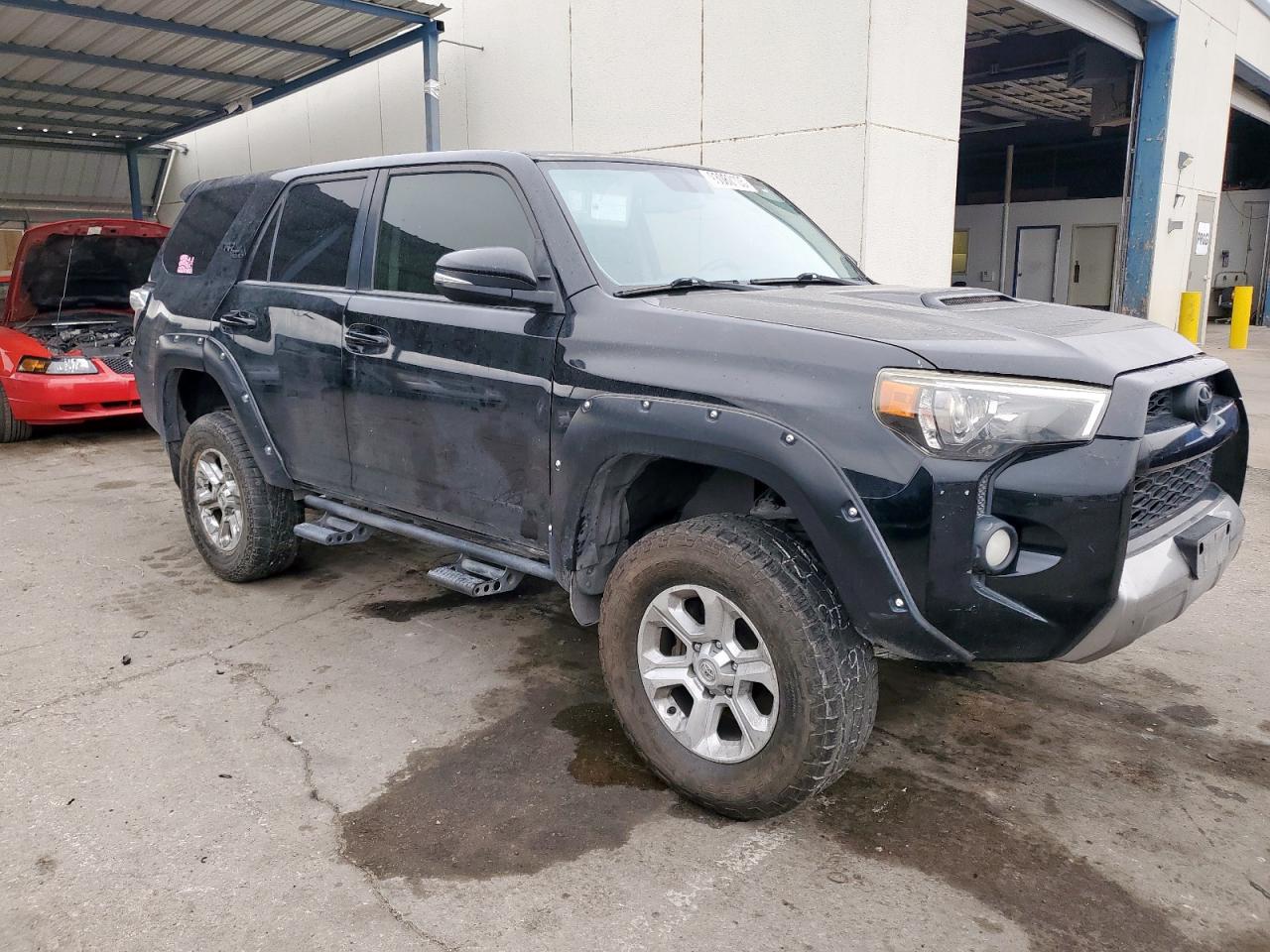TOYOTA 4RUNNER SR5/SR5 PREMIUM