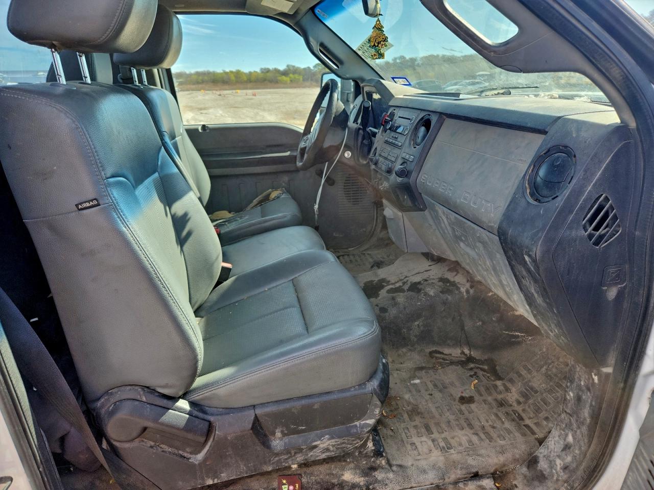 FORD F-250 SUPER DUTY