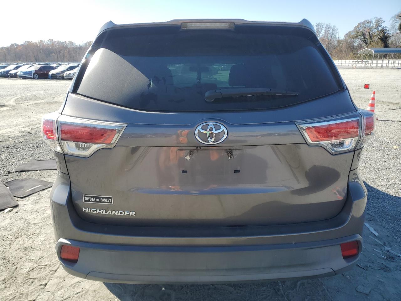 TOYOTA HIGHLANDER LE