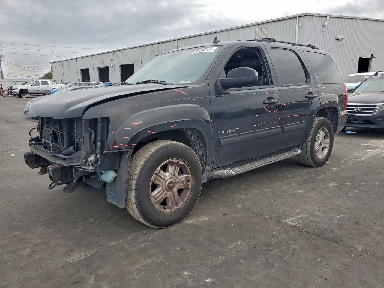 CHEVROLET TAHOE C1500 LT