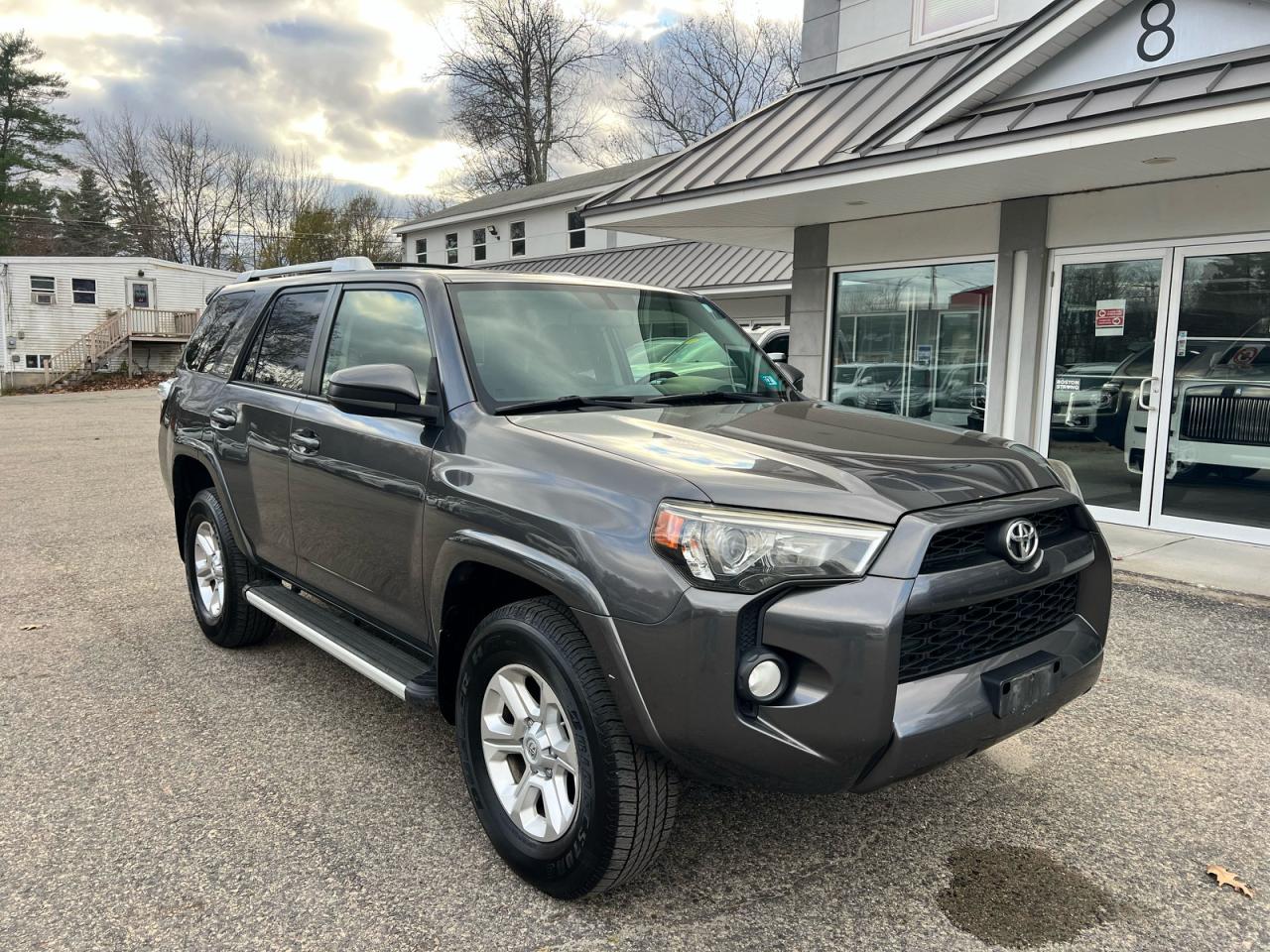 TOYOTA 4RUNNER SR5/SR5 PREMIUM