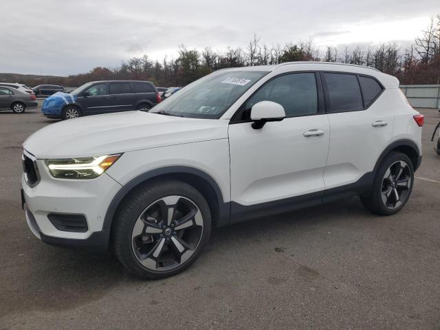 2019 VOLVO XC40 T5 MO YV4162XZ4K2012174