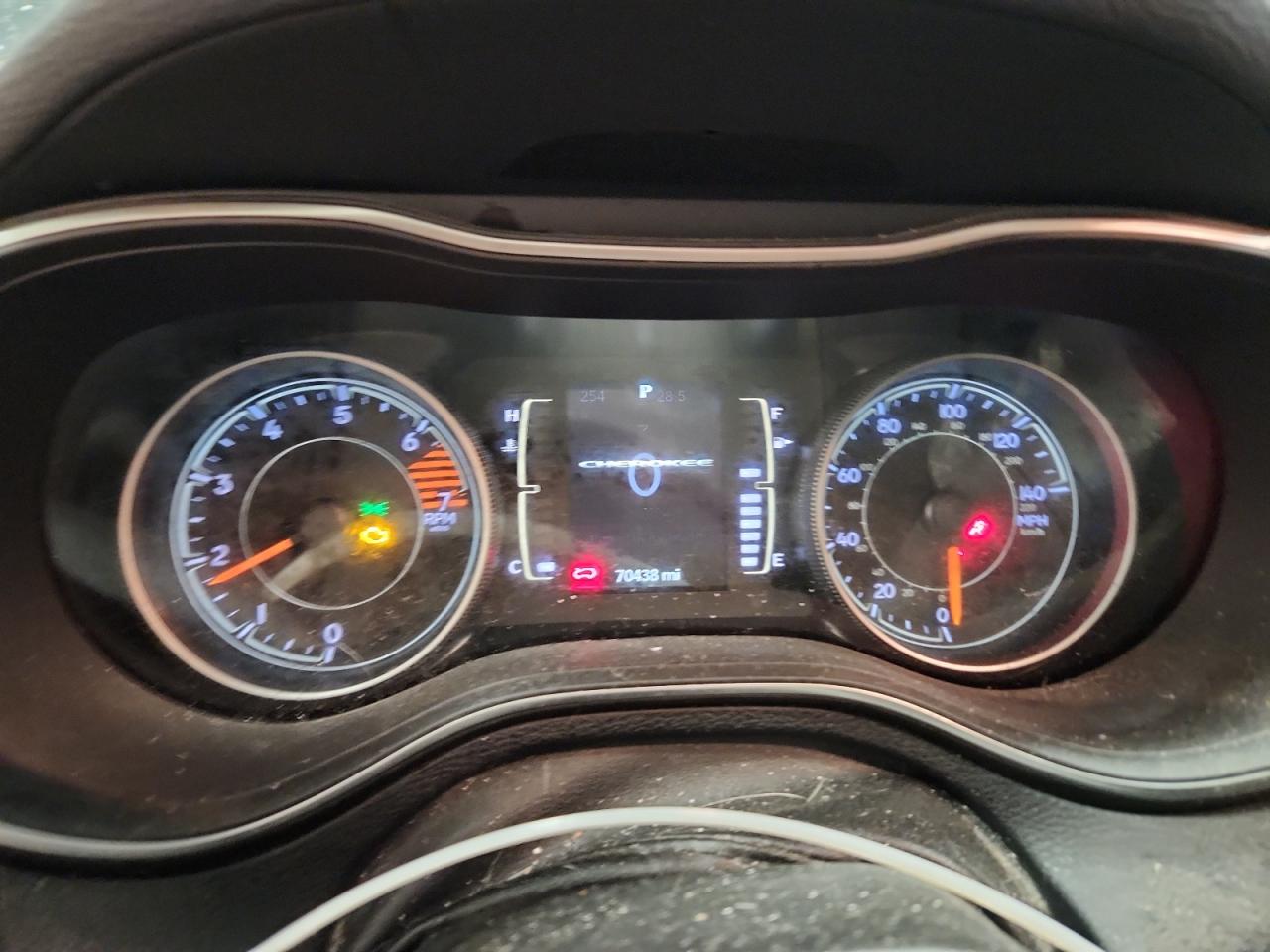 JEEP GRAND CHEROKEE LATITUDE