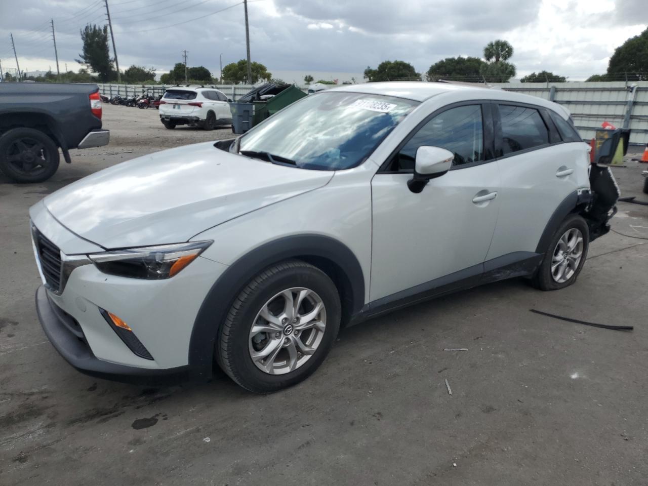 MAZDA CX-3 SPORT