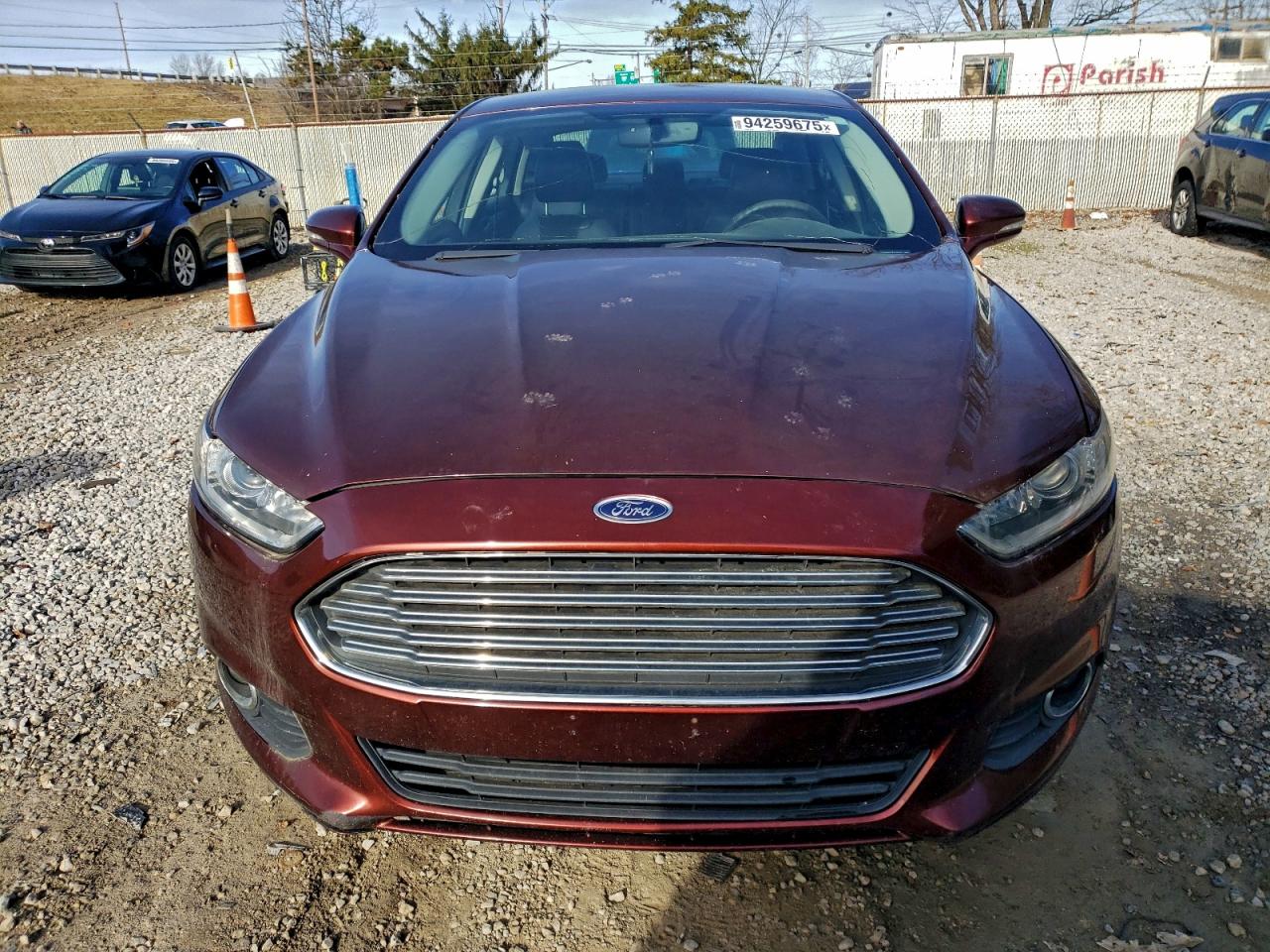 FORD FUSION SE