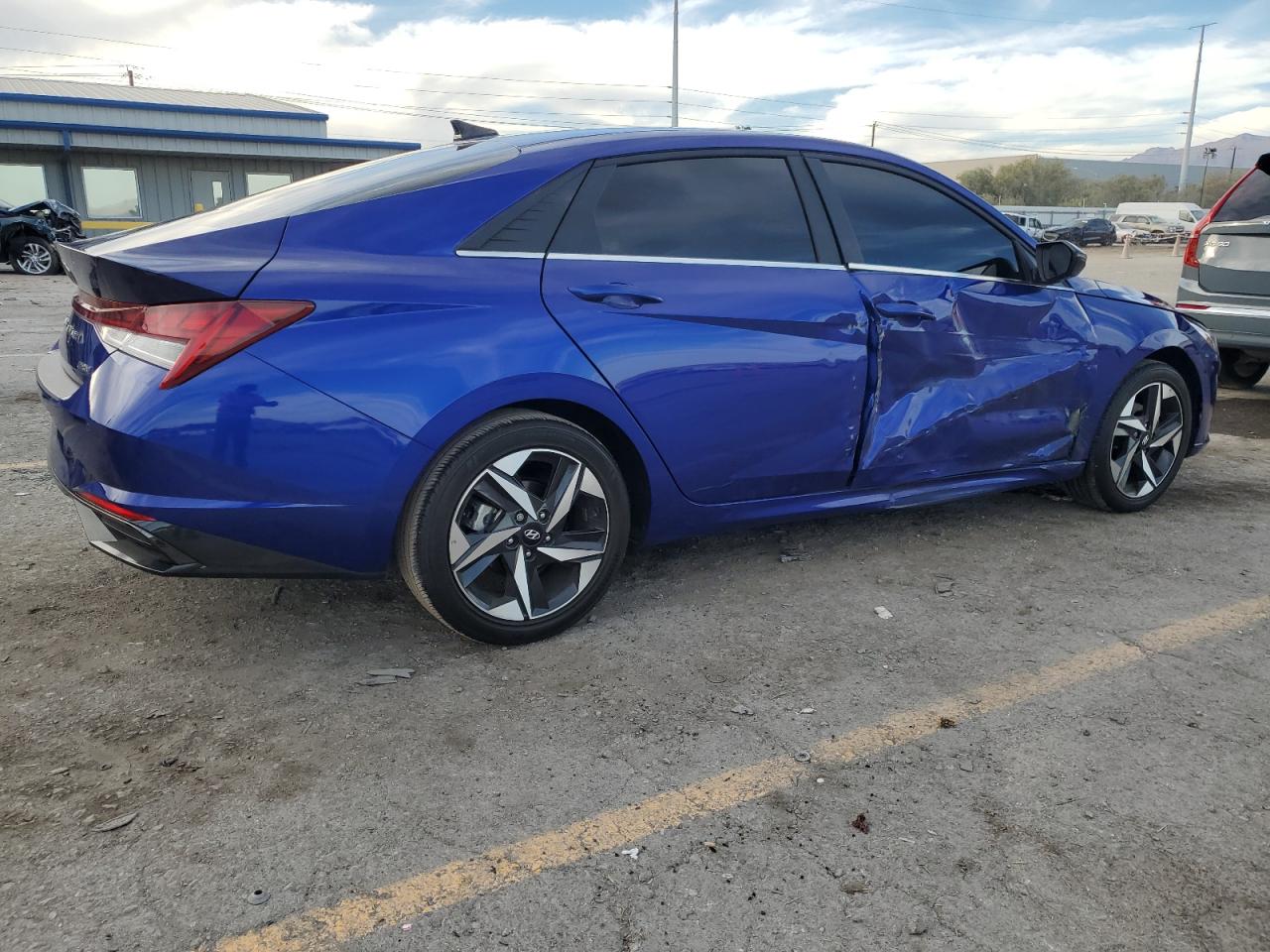 HYUNDAI ELANTRA LIMITED