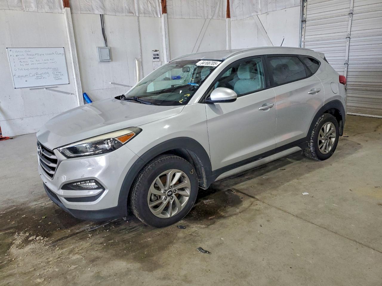 Lot #3301664626 2017 HYUNDAI TUCSON LIM