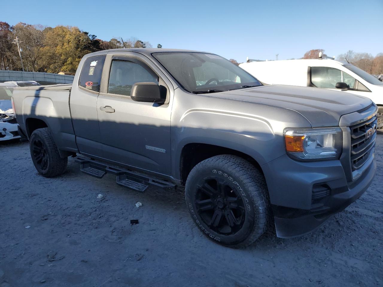 GMC CANYON ELEVATION