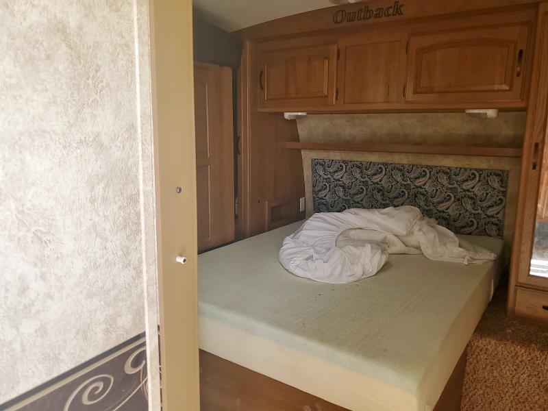 2013 KEYSTONE OUTBACK #3286489146