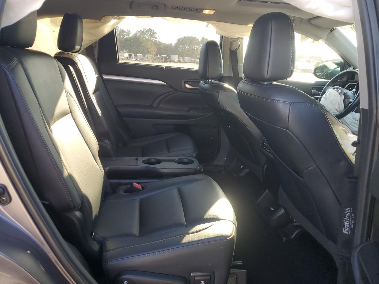 TOYOTA HIGHLANDER SE