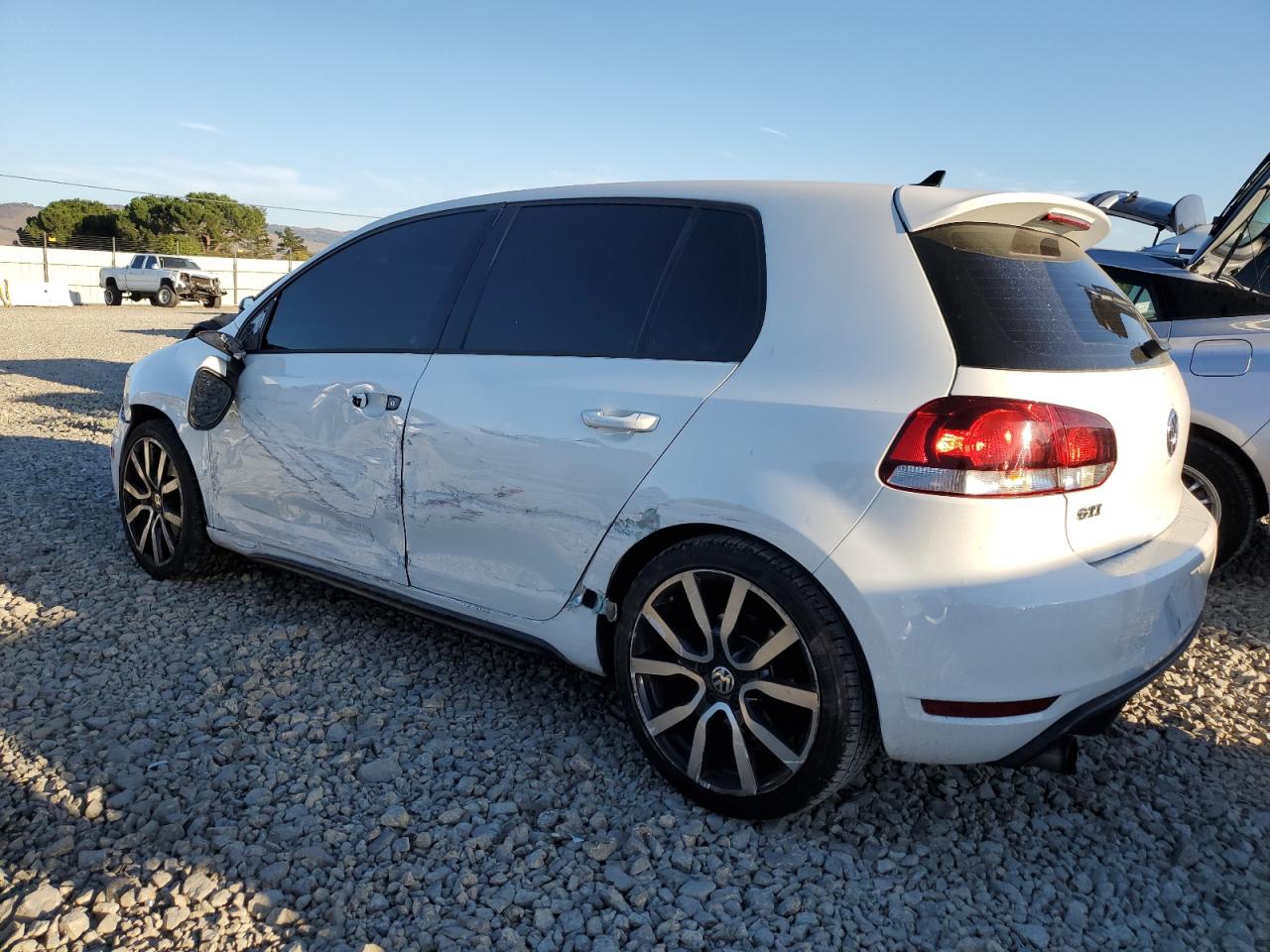 VOLKSWAGEN GOLF GTI