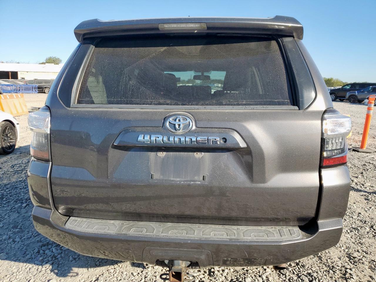 TOYOTA 4RUNNER SR5