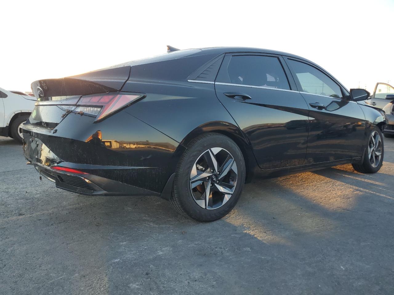 HYUNDAI ELANTRA LIMITED