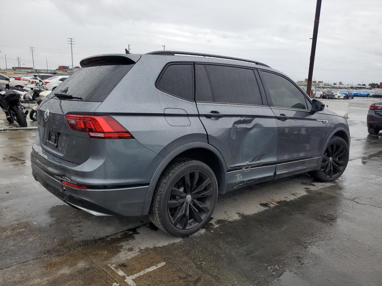 VOLKSWAGEN TIGUAN SE