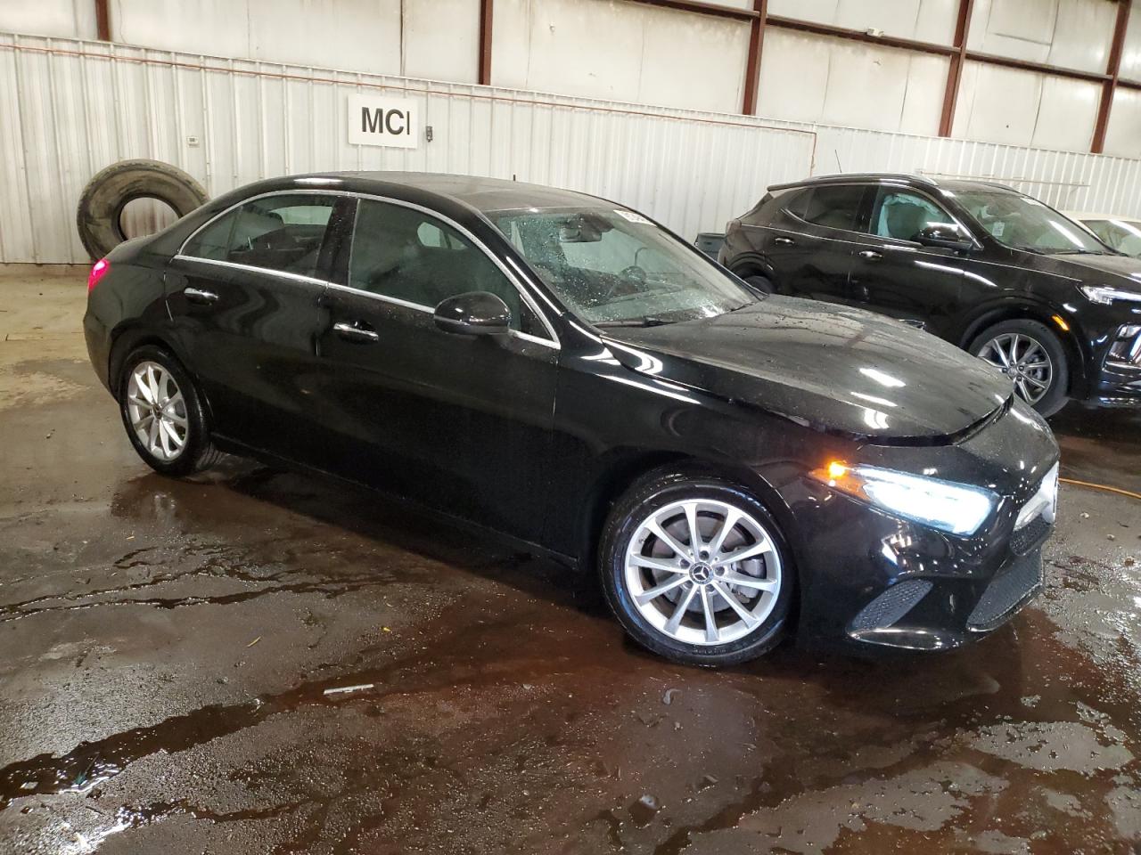 MERCEDES-BENZ A-CLASS 220 4MATIC