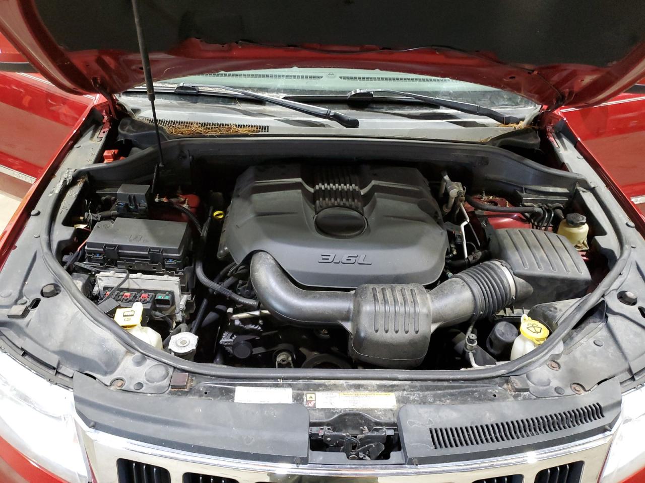 JEEP GRAND CHEROKEE LAREDO