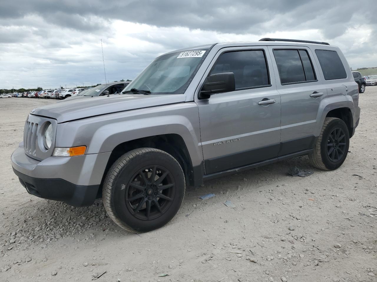 Lot #3303611930 2017 JEEP PATRIOT SP
