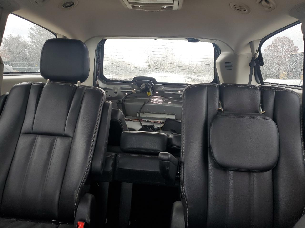 CHRYSLER TOWN & COUNTRY TOURING