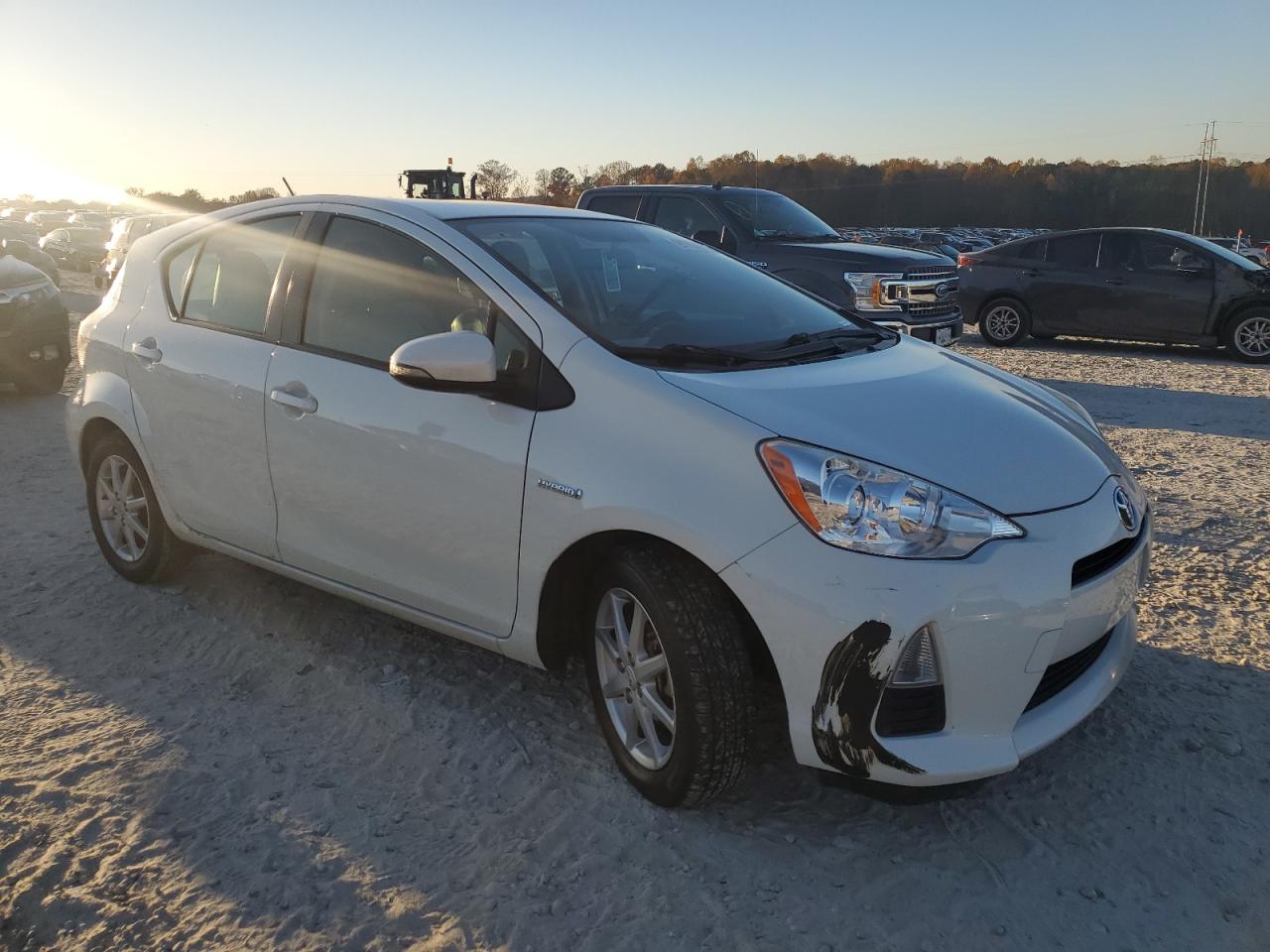 TOYOTA PRIUS C