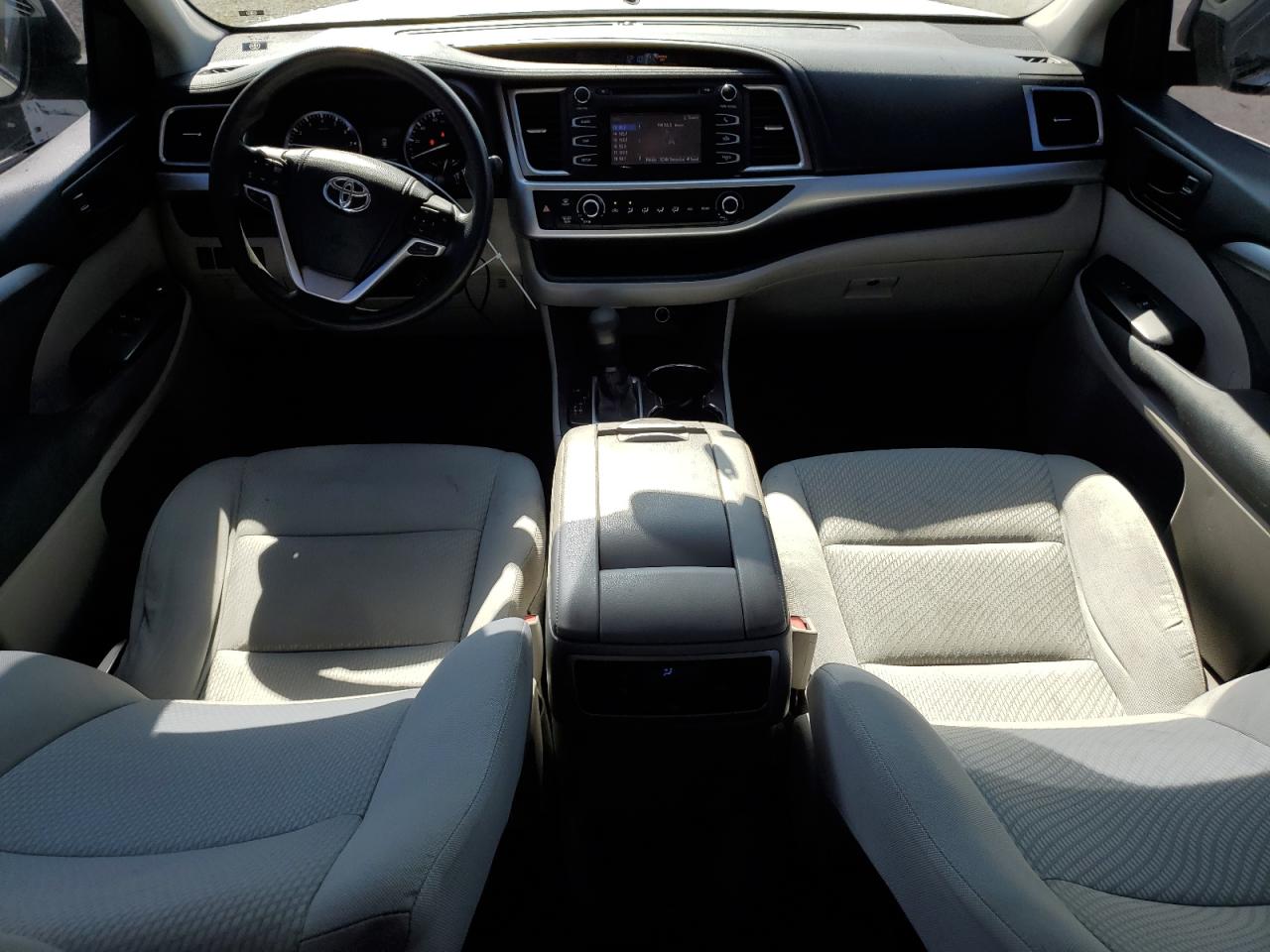 TOYOTA HIGHLANDER LE