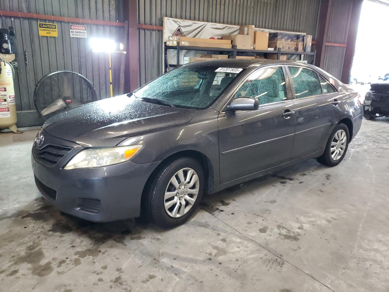TOYOTA CAMRY BASE
