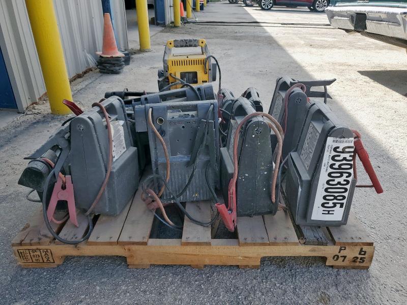 Global Auto Auctions: 0 OTHER JUMP BOXES