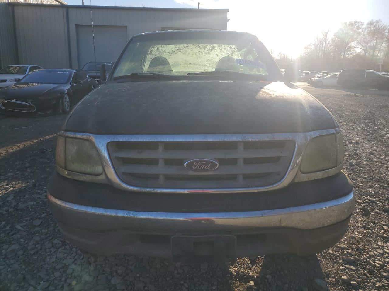 Lot #3308220155 2003 FORD F-150