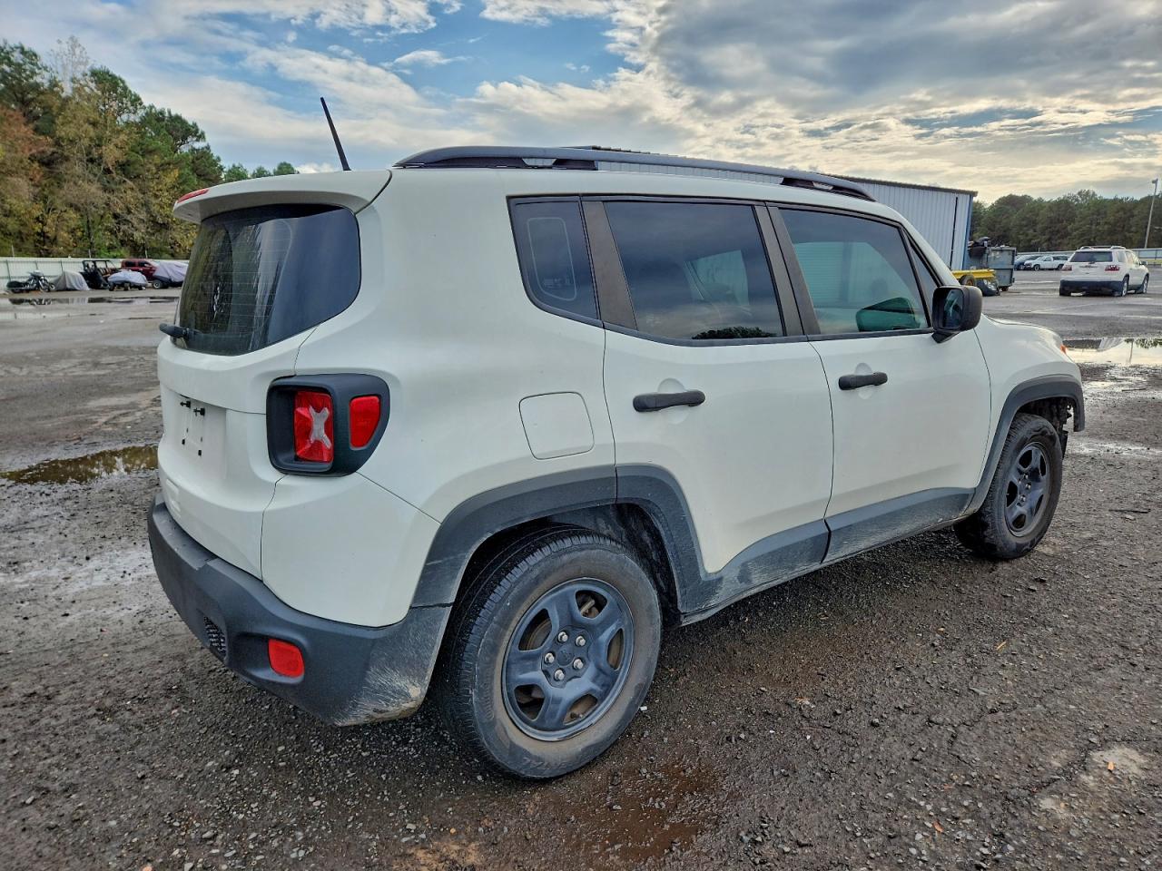 Lot #3301793353 2018 JEEP RENEGADE S