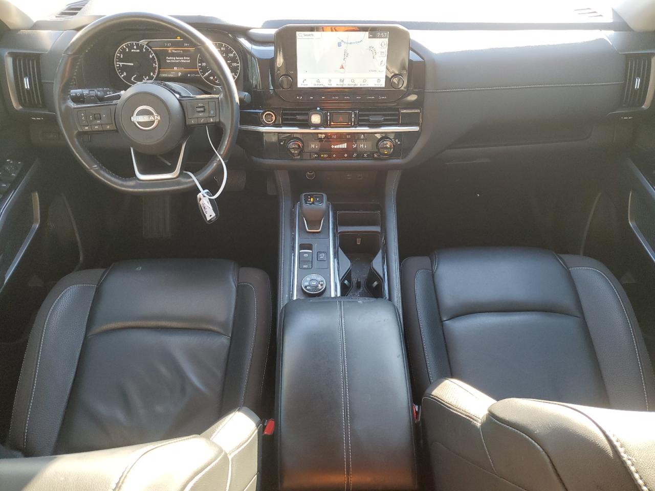 NISSAN PATHFINDER SL