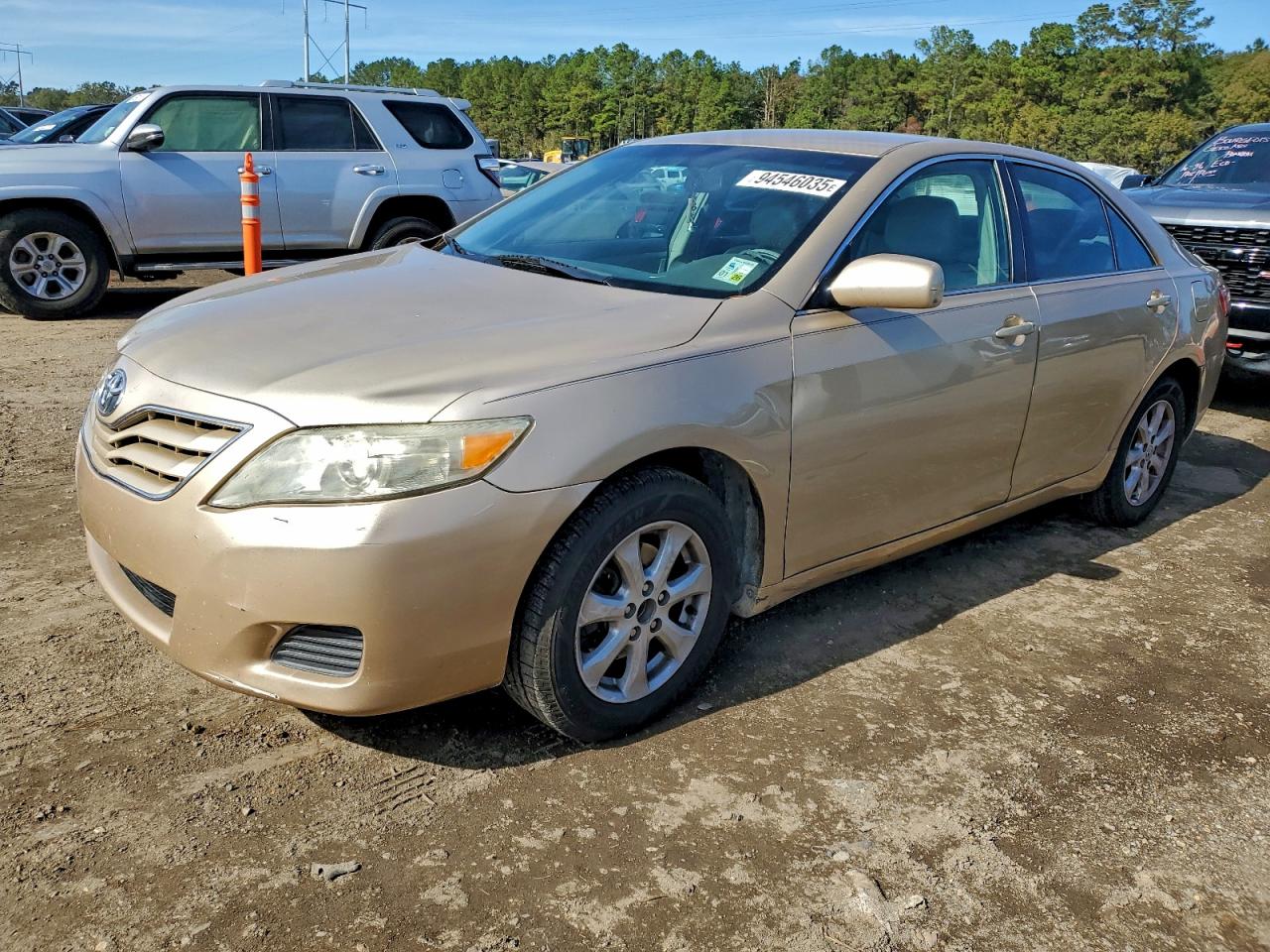 TOYOTA CAMRY BASE