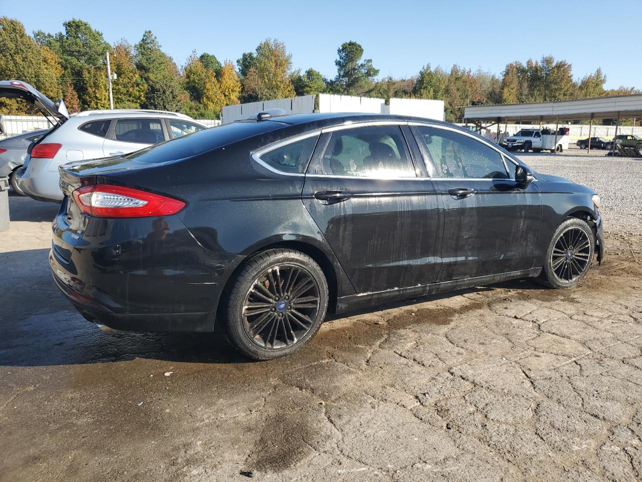 FORD FUSION SE