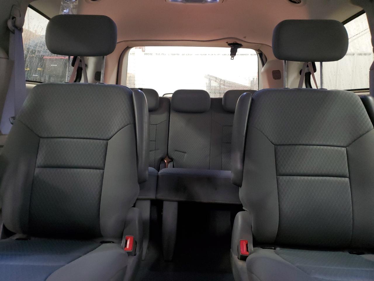 CHRYSLER TOWN & COUNTRY TOURING