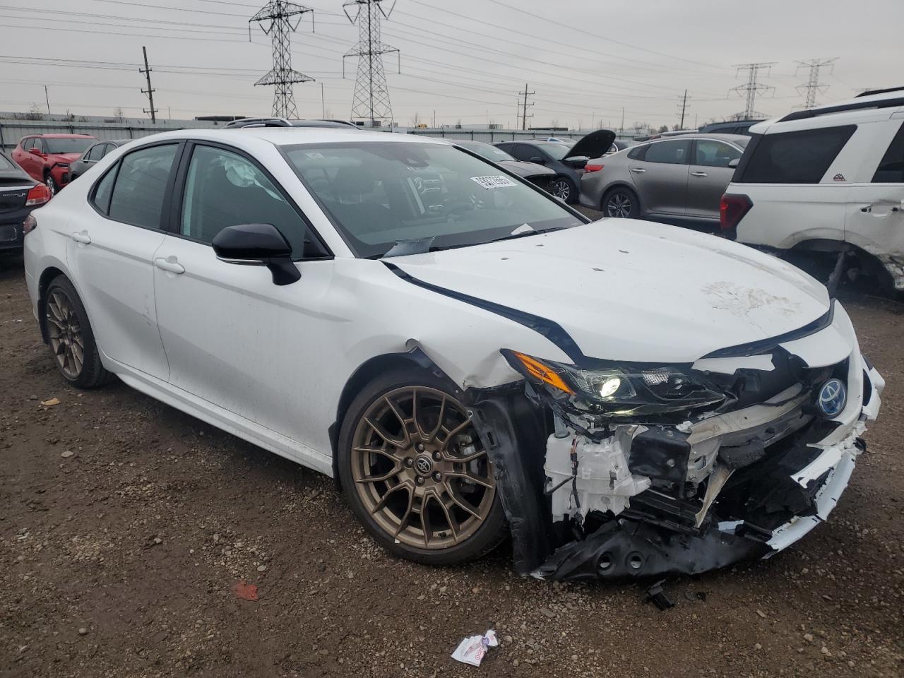 TOYOTA CAMRY SE NIGHT SHADE